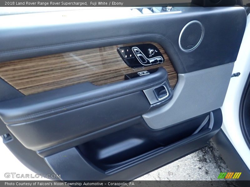 Fuji White / Ebony 2018 Land Rover Range Rover Supercharged