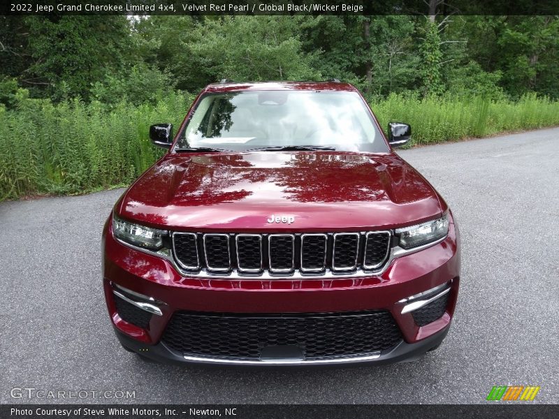 Velvet Red Pearl / Global Black/Wicker Beige 2022 Jeep Grand Cherokee Limited 4x4