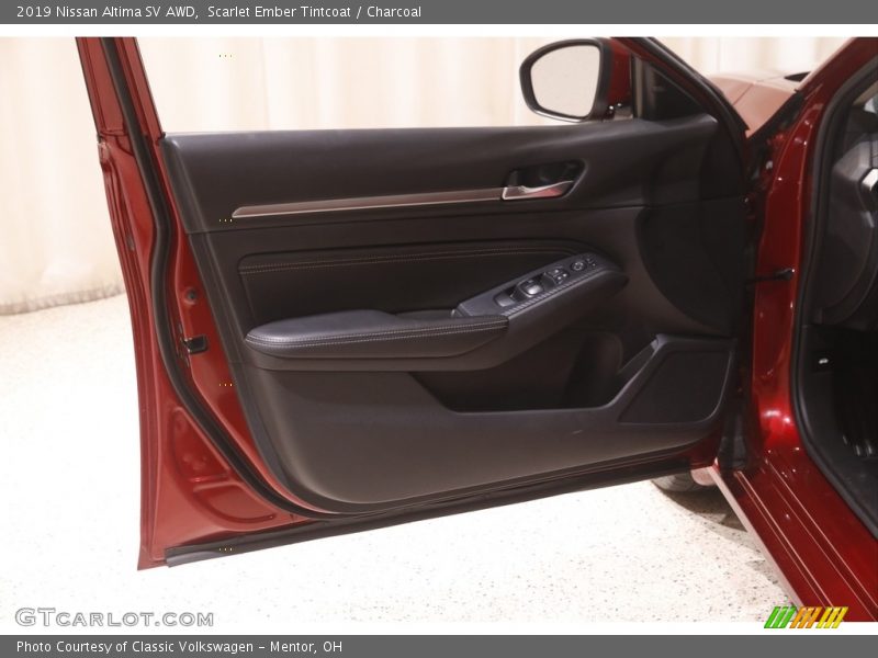 Scarlet Ember Tintcoat / Charcoal 2019 Nissan Altima SV AWD