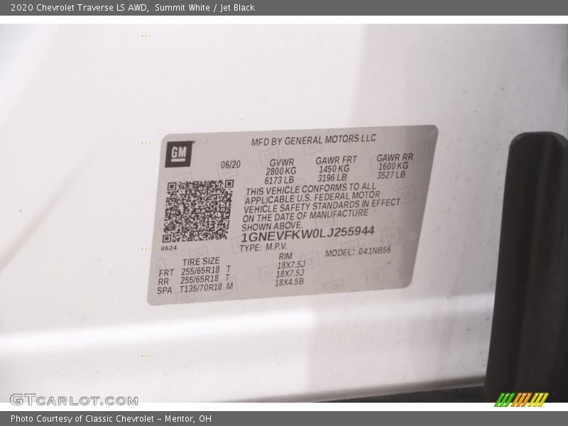 Summit White / Jet Black 2020 Chevrolet Traverse LS AWD