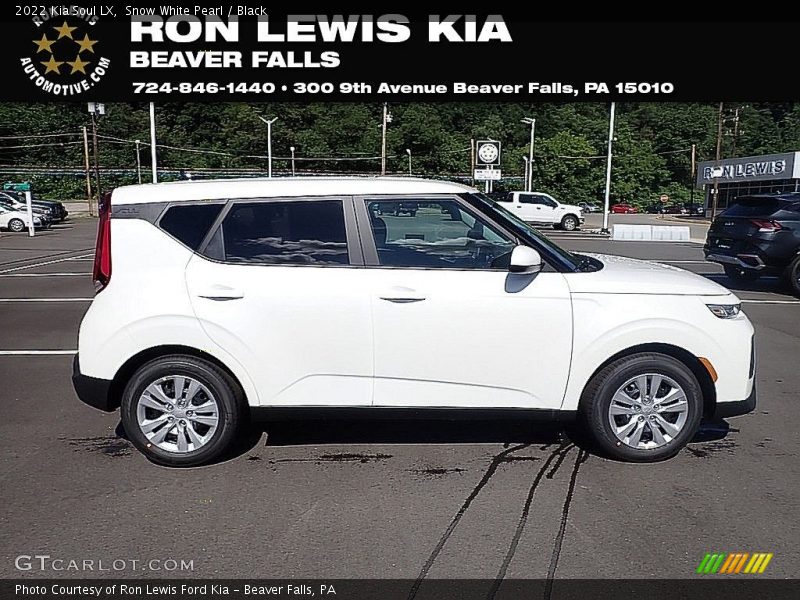 Snow White Pearl / Black 2022 Kia Soul LX