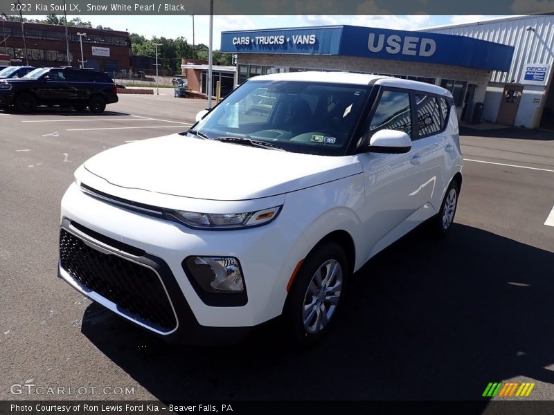 Snow White Pearl / Black 2022 Kia Soul LX