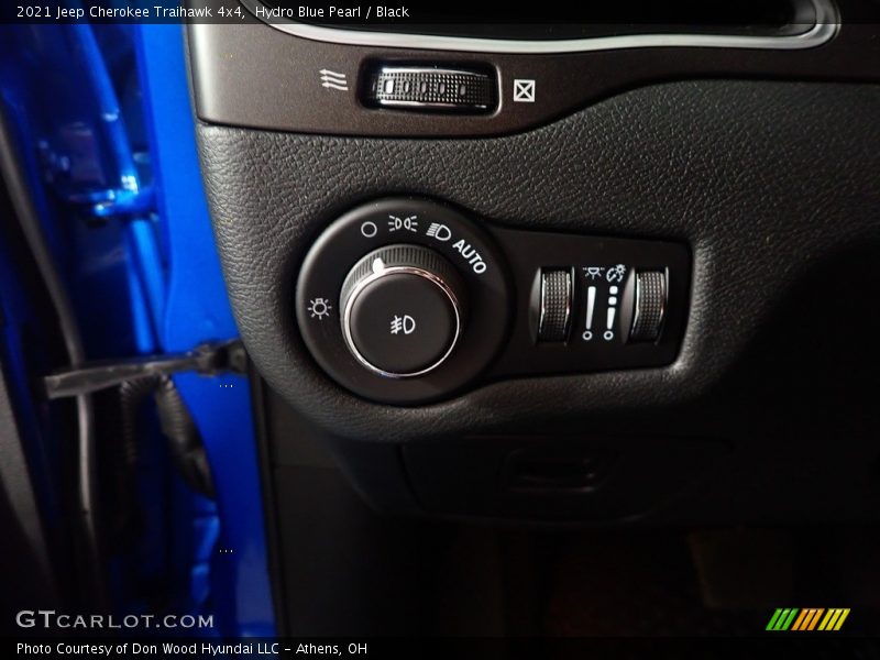 Hydro Blue Pearl / Black 2021 Jeep Cherokee Traihawk 4x4
