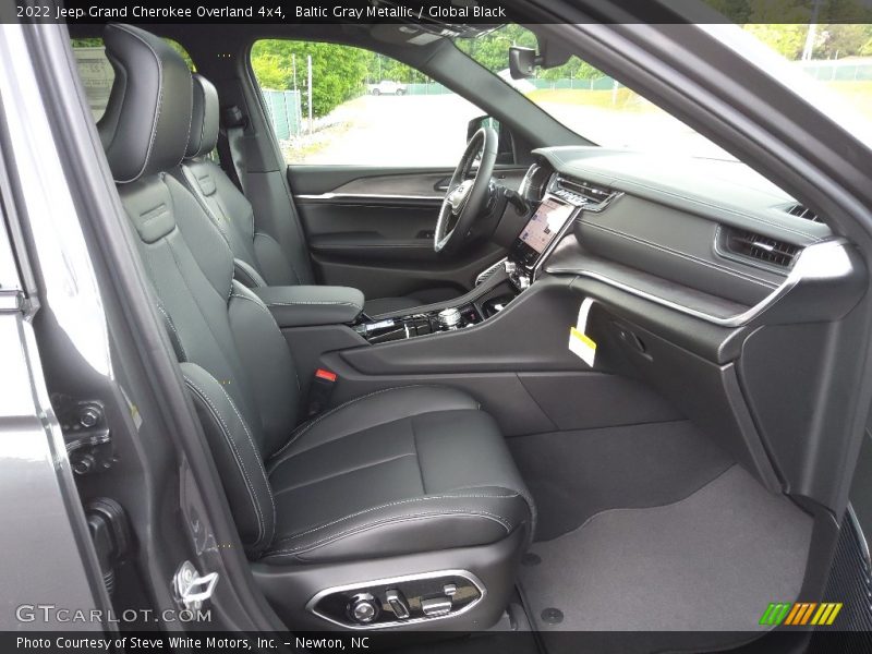 Baltic Gray Metallic / Global Black 2022 Jeep Grand Cherokee Overland 4x4