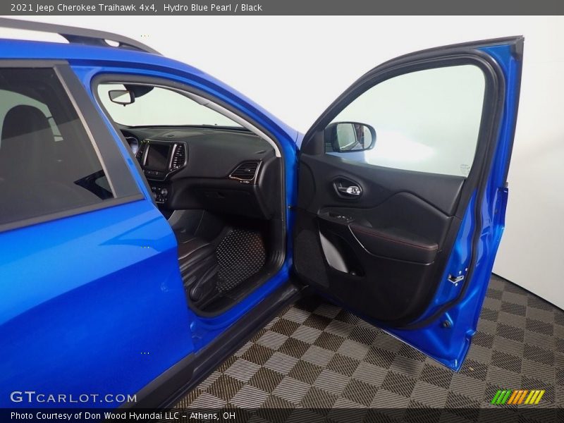 Hydro Blue Pearl / Black 2021 Jeep Cherokee Traihawk 4x4