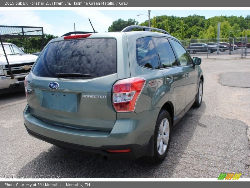Jasmine Green Metallic / Gray 2015 Subaru Forester 2.5i Premium