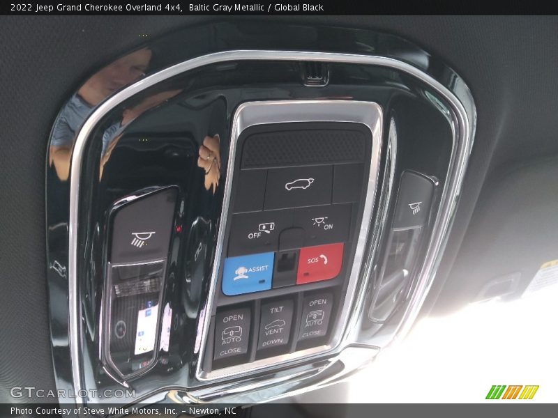Baltic Gray Metallic / Global Black 2022 Jeep Grand Cherokee Overland 4x4