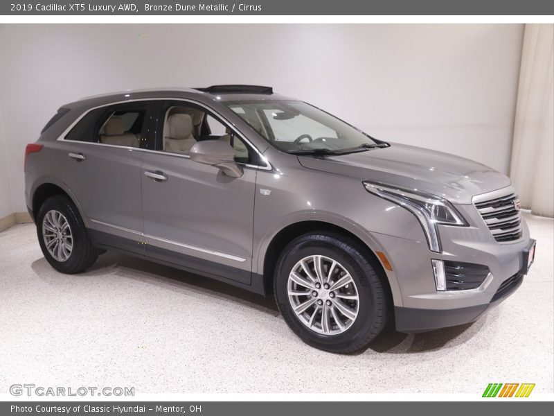 Bronze Dune Metallic / Cirrus 2019 Cadillac XT5 Luxury AWD