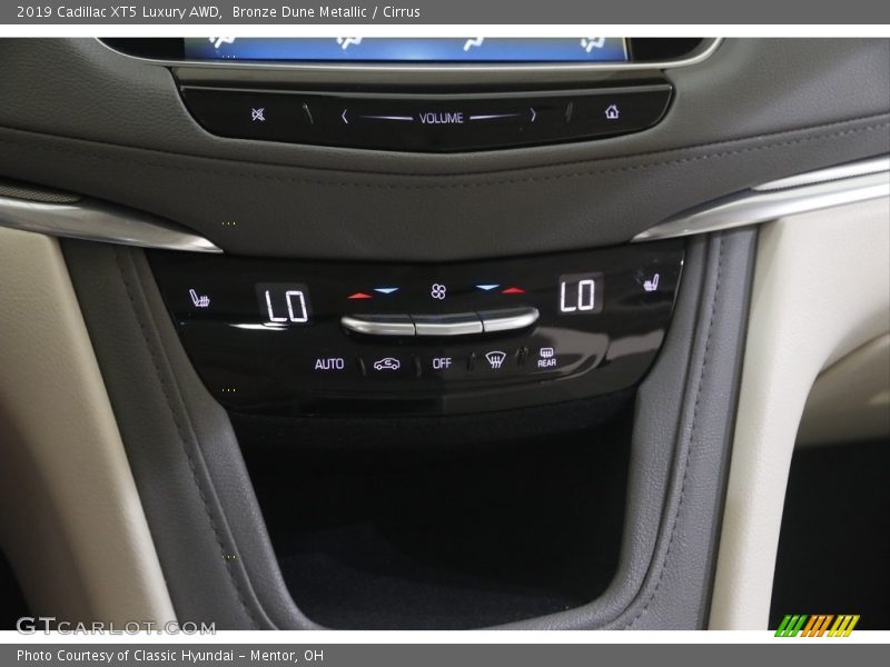 Bronze Dune Metallic / Cirrus 2019 Cadillac XT5 Luxury AWD
