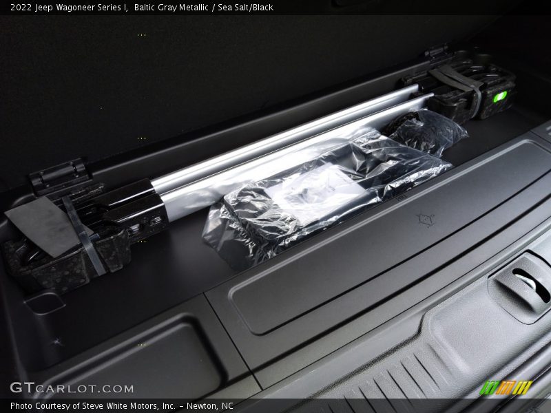 Baltic Gray Metallic / Sea Salt/Black 2022 Jeep Wagoneer Series I