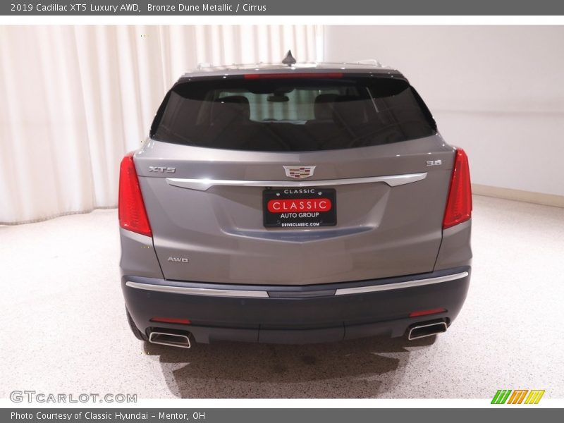 Bronze Dune Metallic / Cirrus 2019 Cadillac XT5 Luxury AWD
