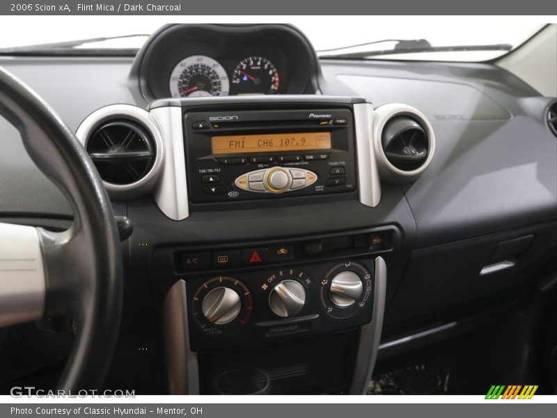 Flint Mica / Dark Charcoal 2006 Scion xA