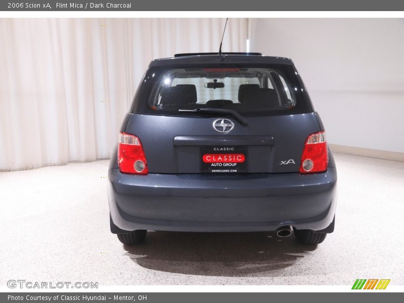 Flint Mica / Dark Charcoal 2006 Scion xA