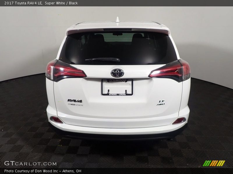 Super White / Black 2017 Toyota RAV4 LE