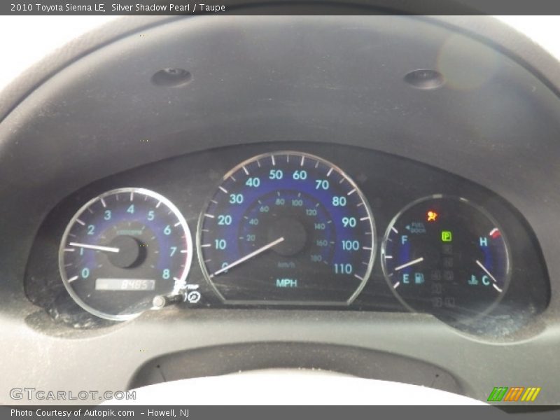 Silver Shadow Pearl / Taupe 2010 Toyota Sienna LE