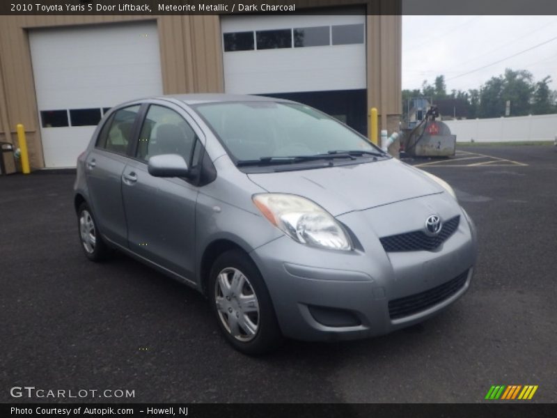 Meteorite Metallic / Dark Charcoal 2010 Toyota Yaris 5 Door Liftback