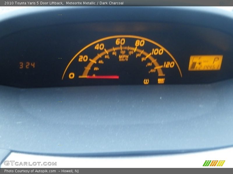 Meteorite Metallic / Dark Charcoal 2010 Toyota Yaris 5 Door Liftback
