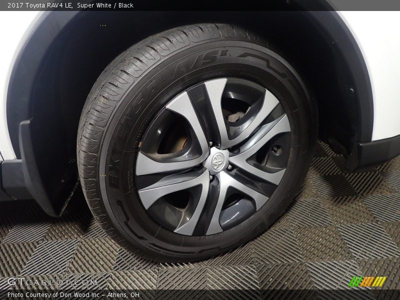 Super White / Black 2017 Toyota RAV4 LE