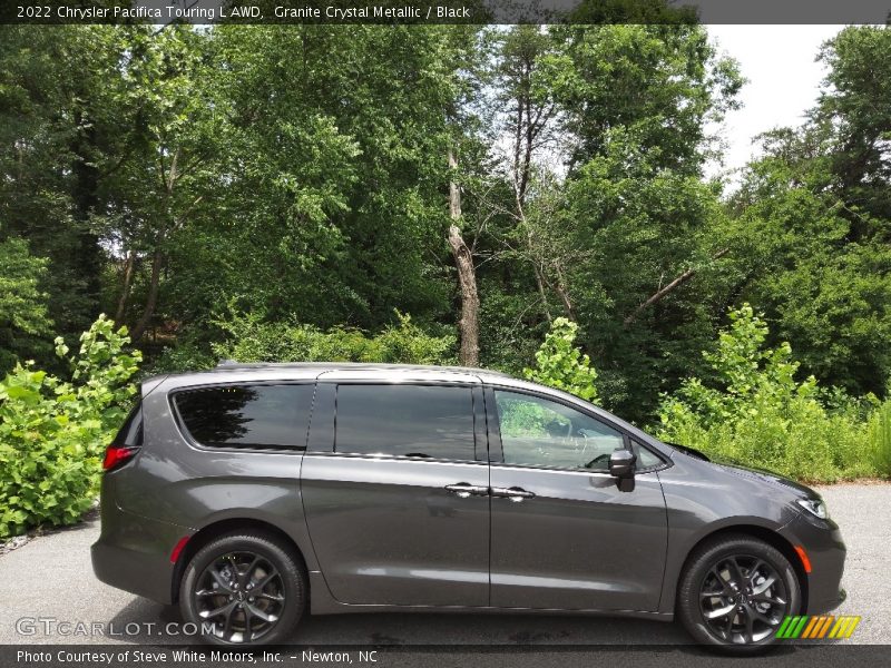 Granite Crystal Metallic / Black 2022 Chrysler Pacifica Touring L AWD