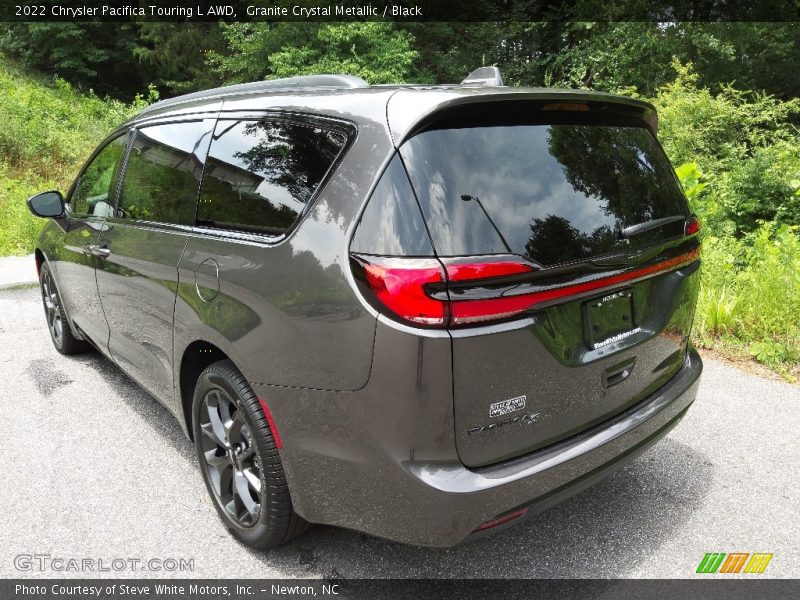 Granite Crystal Metallic / Black 2022 Chrysler Pacifica Touring L AWD