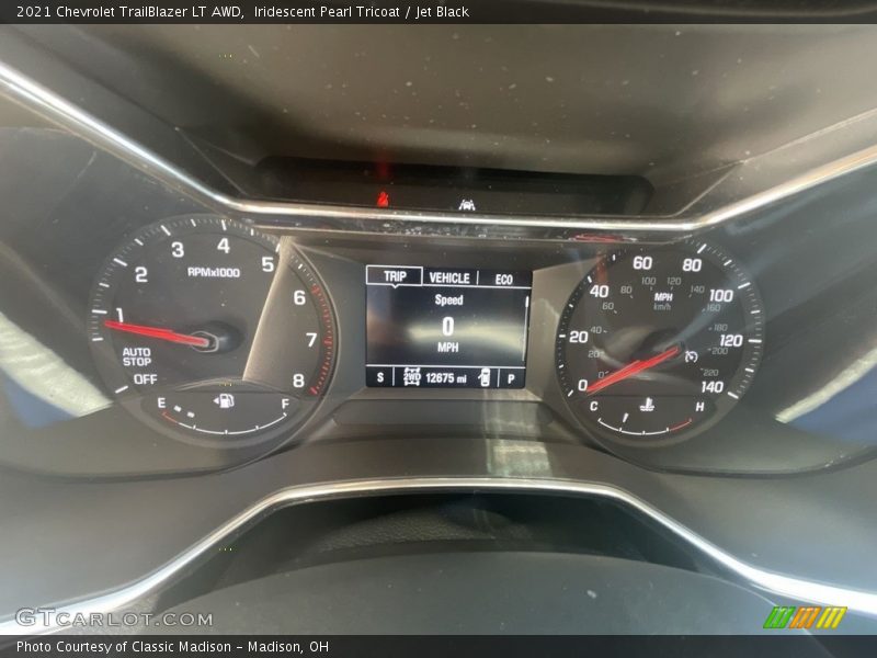 Iridescent Pearl Tricoat / Jet Black 2021 Chevrolet TrailBlazer LT AWD