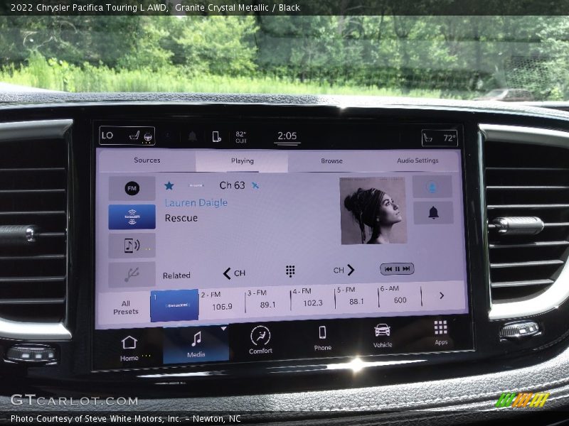 Granite Crystal Metallic / Black 2022 Chrysler Pacifica Touring L AWD