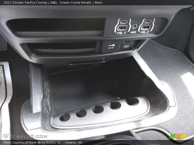 Granite Crystal Metallic / Black 2022 Chrysler Pacifica Touring L AWD