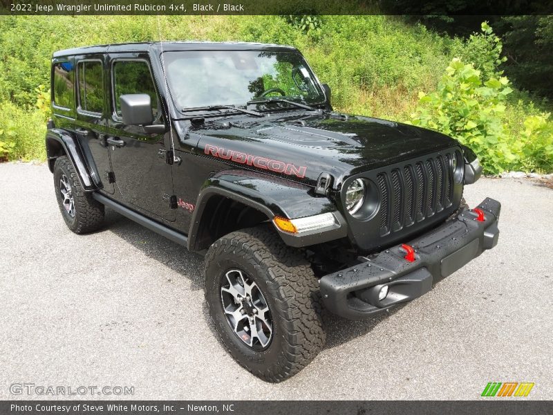 Front 3/4 View of 2022 Wrangler Unlimited Rubicon 4x4