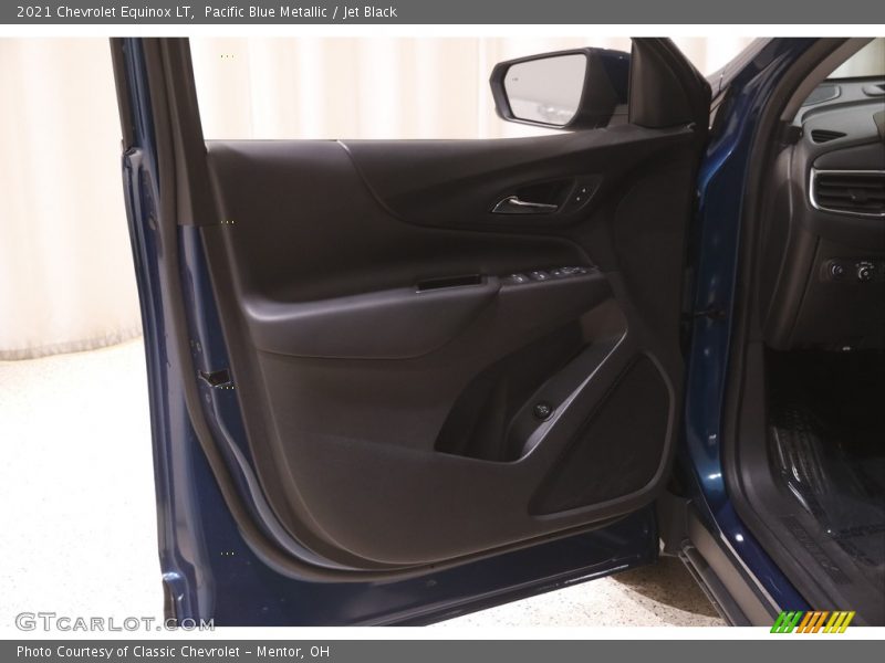 Pacific Blue Metallic / Jet Black 2021 Chevrolet Equinox LT