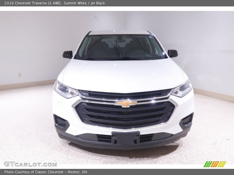 Summit White / Jet Black 2019 Chevrolet Traverse LS AWD
