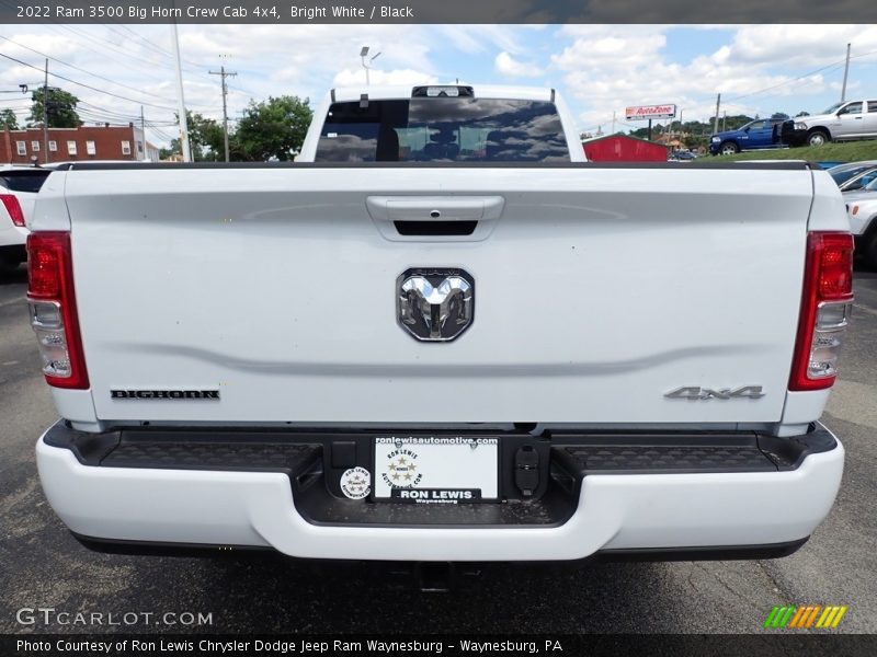 Bright White / Black 2022 Ram 3500 Big Horn Crew Cab 4x4
