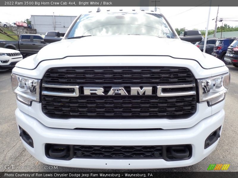 Bright White / Black 2022 Ram 3500 Big Horn Crew Cab 4x4