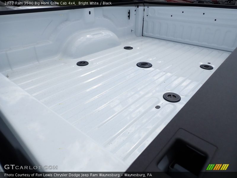 Bright White / Black 2022 Ram 3500 Big Horn Crew Cab 4x4