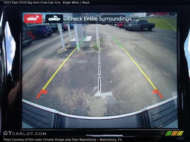 Bright White / Black 2022 Ram 3500 Big Horn Crew Cab 4x4