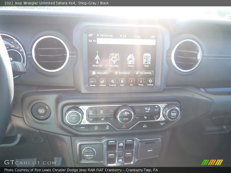 Sting-Gray / Black 2022 Jeep Wrangler Unlimited Sahara 4x4