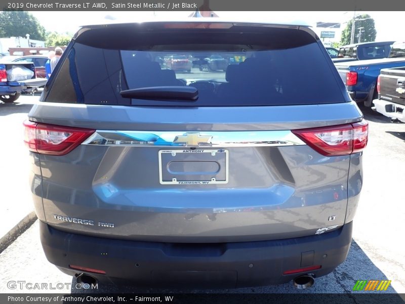 Satin Steel Metallic / Jet Black 2019 Chevrolet Traverse LT AWD