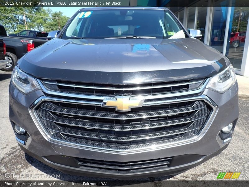 Satin Steel Metallic / Jet Black 2019 Chevrolet Traverse LT AWD