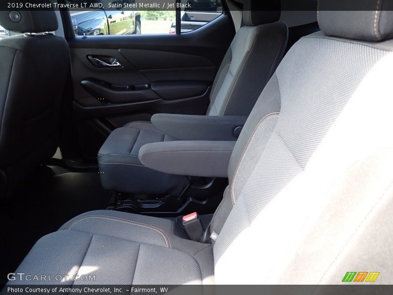 Satin Steel Metallic / Jet Black 2019 Chevrolet Traverse LT AWD