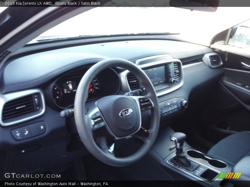 Ebony Black / Satin Black 2019 Kia Sorento LX AWD
