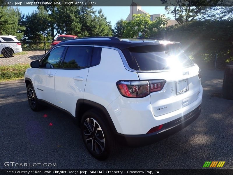 Bright White / Black 2022 Jeep Compass Limited 4x4
