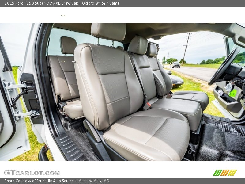 Oxford White / Camel 2019 Ford F250 Super Duty XL Crew Cab