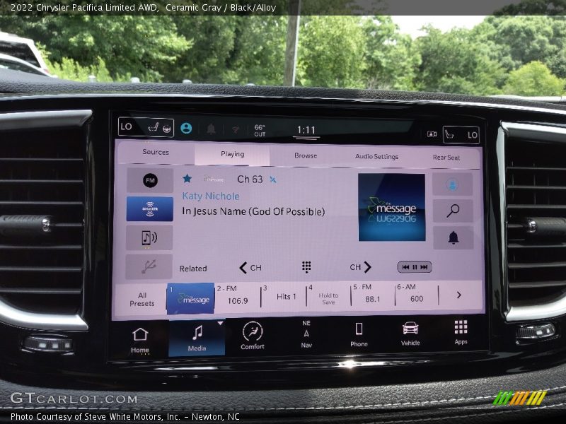 Ceramic Gray / Black/Alloy 2022 Chrysler Pacifica Limited AWD