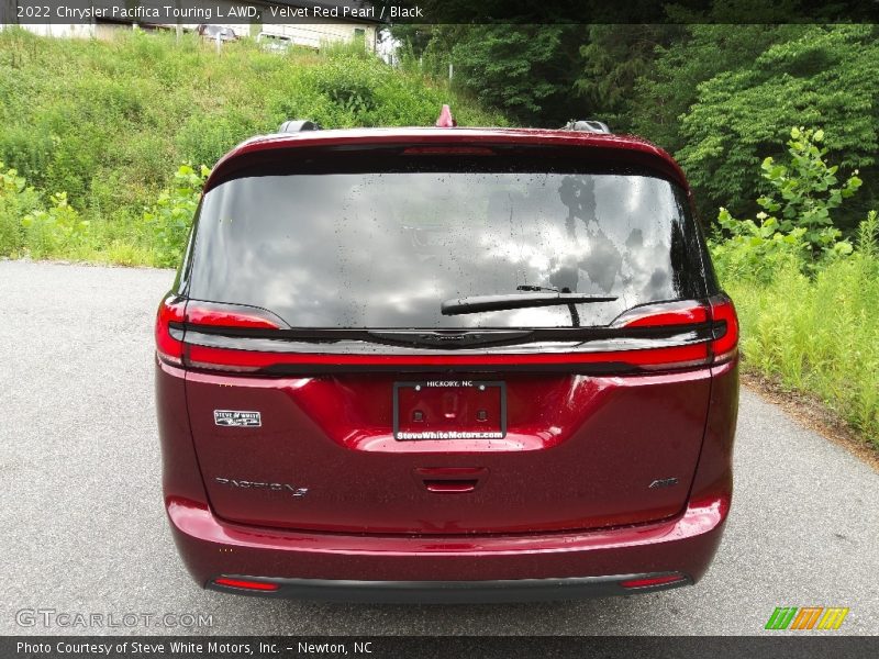 Velvet Red Pearl / Black 2022 Chrysler Pacifica Touring L AWD