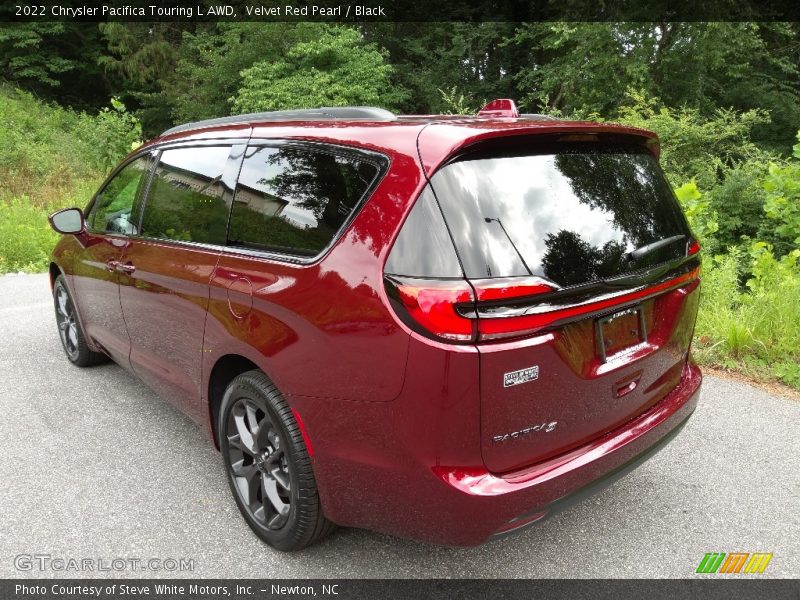 Velvet Red Pearl / Black 2022 Chrysler Pacifica Touring L AWD