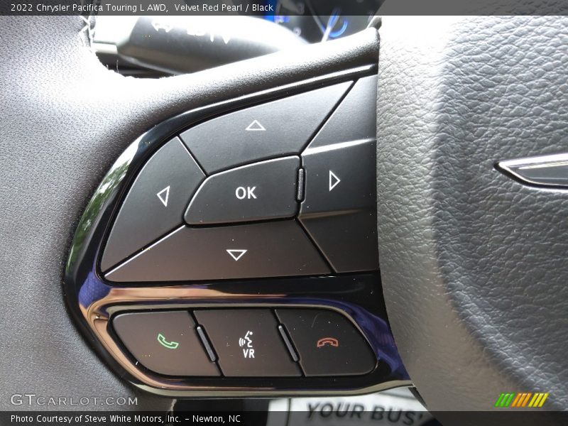  2022 Pacifica Touring L AWD Steering Wheel
