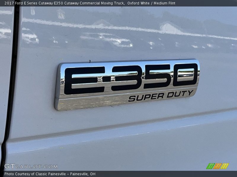 Oxford White / Medium Flint 2017 Ford E Series Cutaway E350 Cutaway Commercial Moving Truck