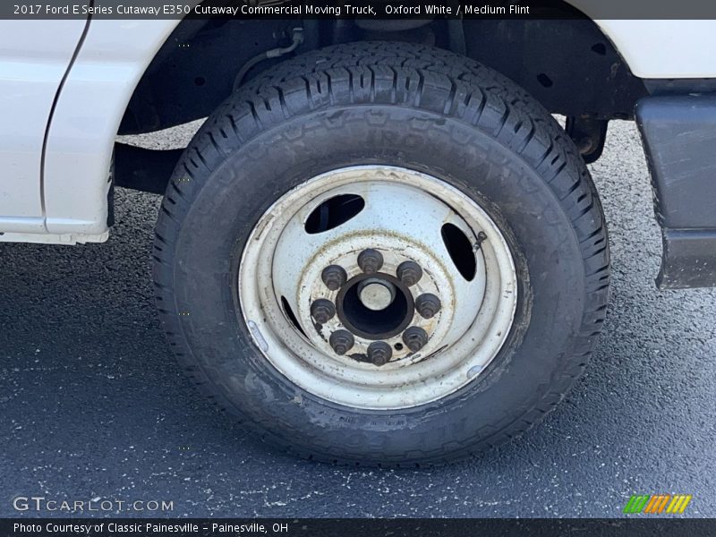 Oxford White / Medium Flint 2017 Ford E Series Cutaway E350 Cutaway Commercial Moving Truck