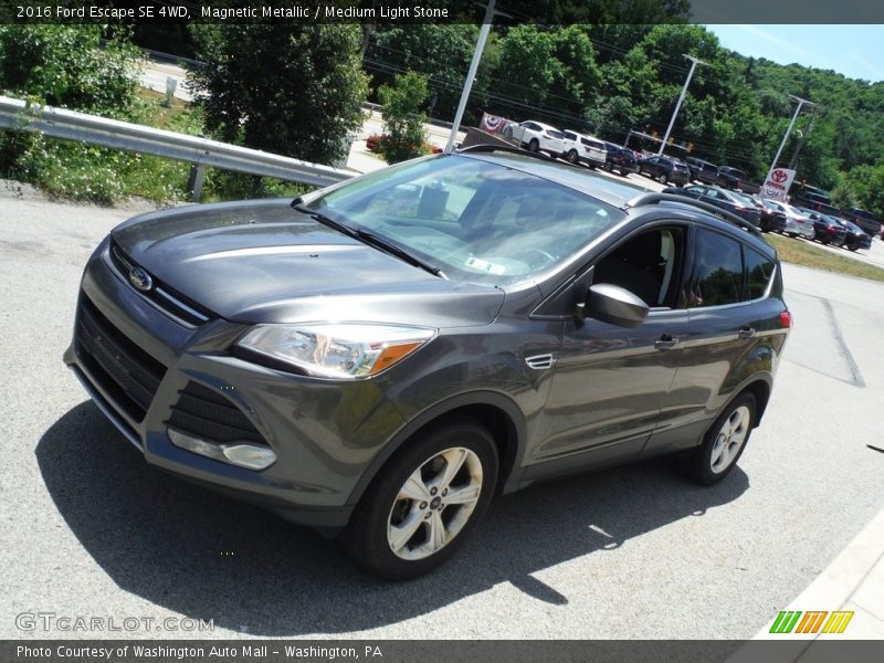 Magnetic Metallic / Medium Light Stone 2016 Ford Escape SE 4WD