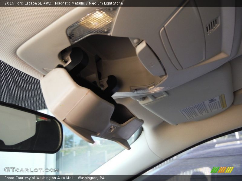 Magnetic Metallic / Medium Light Stone 2016 Ford Escape SE 4WD