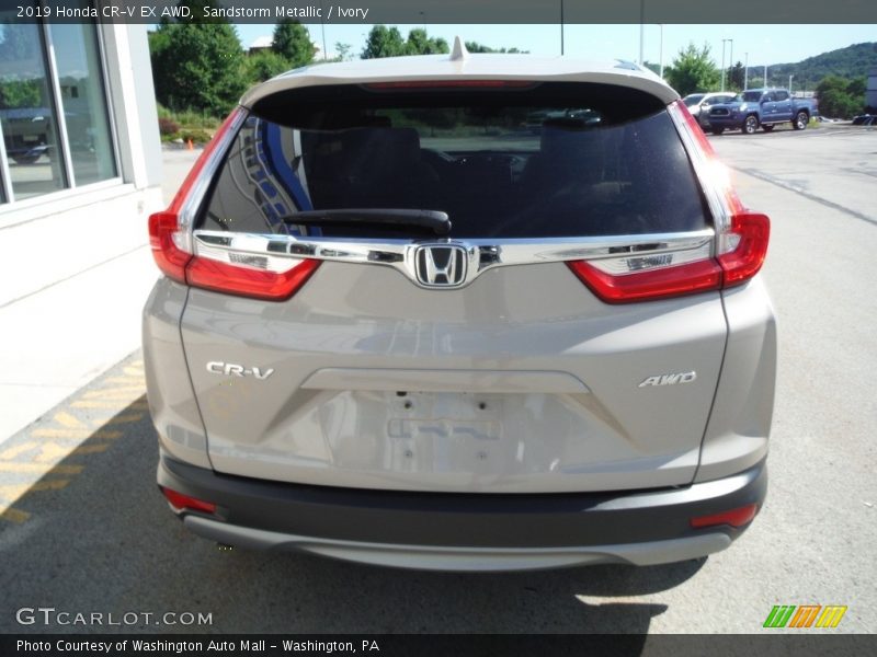 Sandstorm Metallic / Ivory 2019 Honda CR-V EX AWD